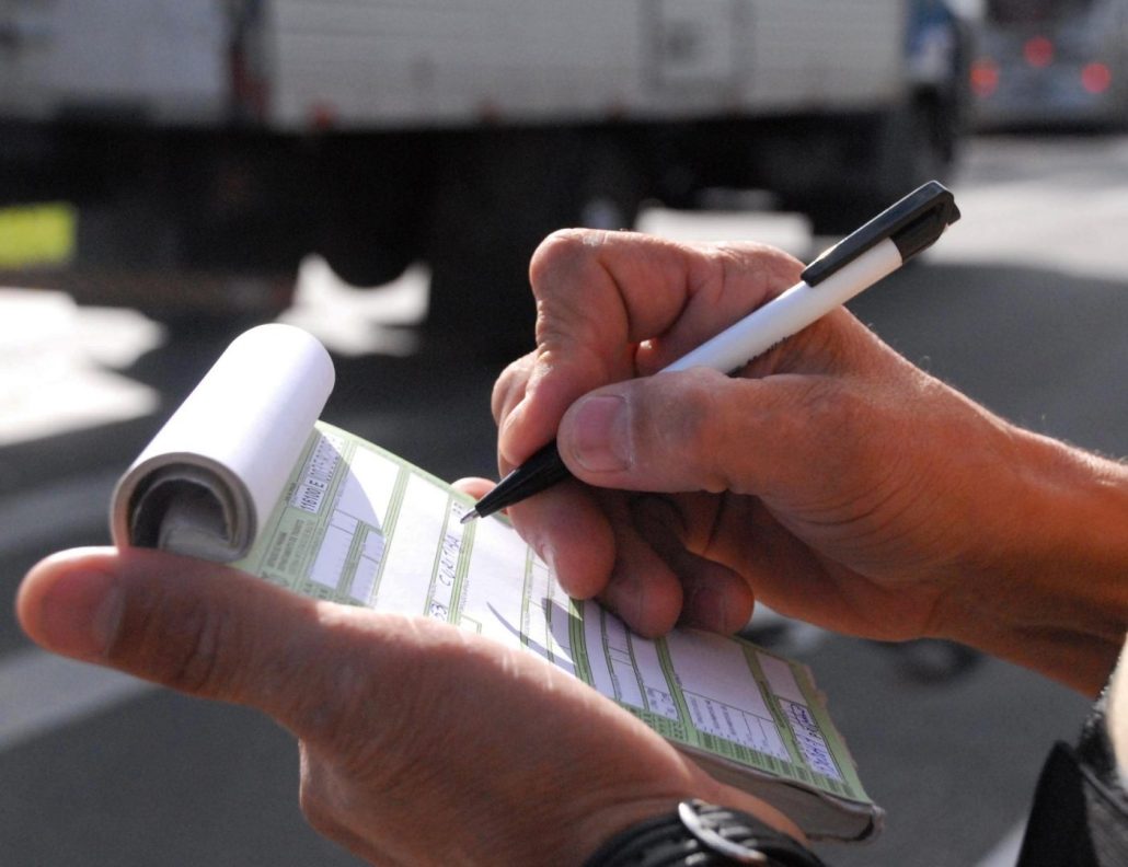 Auto de Infração da COMLURB: Como se Defender