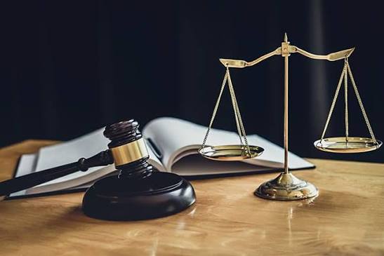 Juizado Especial ou Justiça Comum